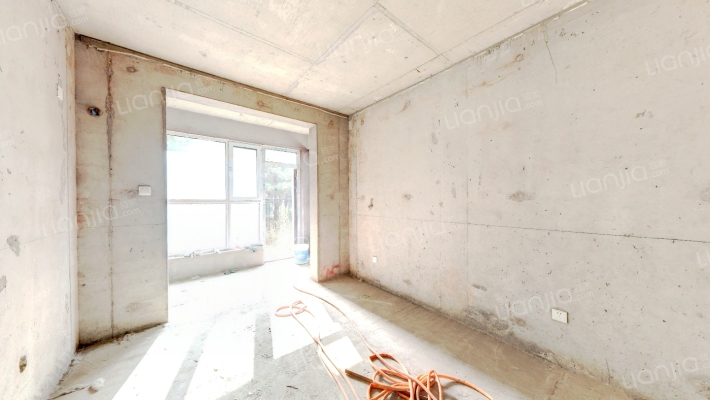 惠友万悦城，一层带小院，毛坯房随意装修，出行方便-卧室B