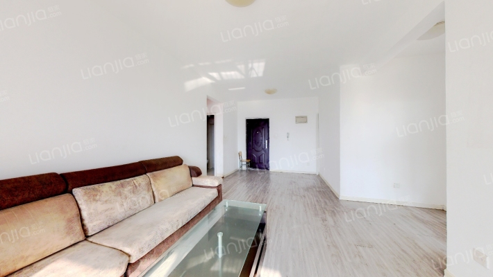 双语门口 房本在手  无抵押 可正常首付-客厅