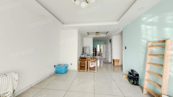 精装修 东户 高楼层 南北通透 带家具家电 看房方便-客厅