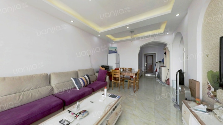 正规一居室 采光好 楼层好视野宽阔-客厅