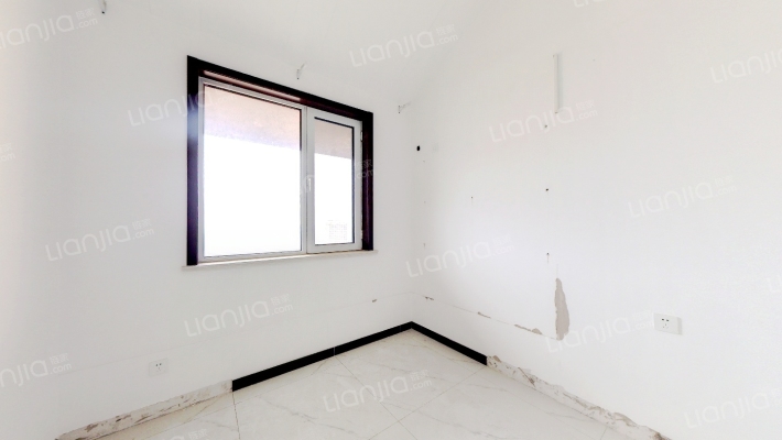 香邑溪谷顶层大三居，简装空房，看房方便-卧室C