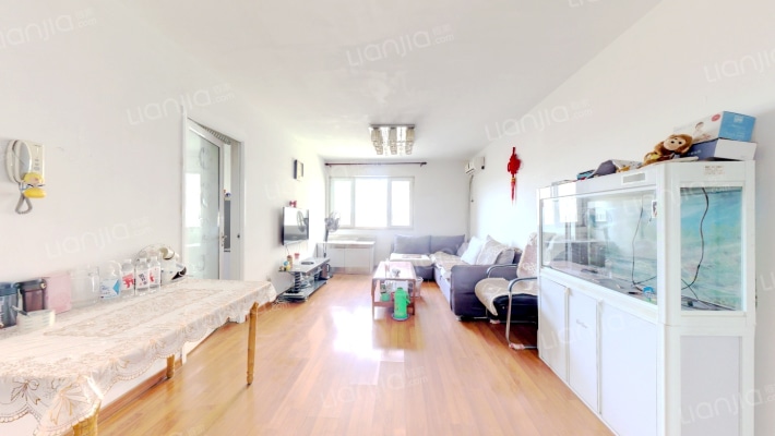 范阳路两居家具家电齐拎包住税费低-客厅