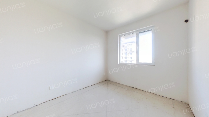 此房南北通透三居，中高楼层，采光视野好！！！-卧室C