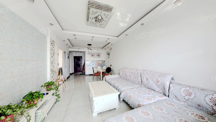 精装修全南两居 中楼层采光好无遮挡 带车位地下室-客厅