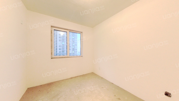 这个房子南北通透，三居室，采光好-卧室B