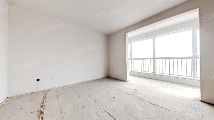 50年大产权  中间楼层  采光视野很好-卧室B