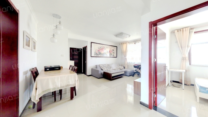 联合七号院  此房中间层  采光无遮挡-客厅