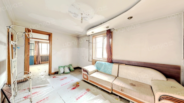 铁道部建厂局家属楼 南北通透两居 满五唯一-客厅