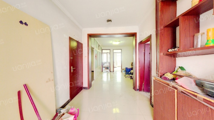 此房满五唯一 税费低 交通便利-餐厅