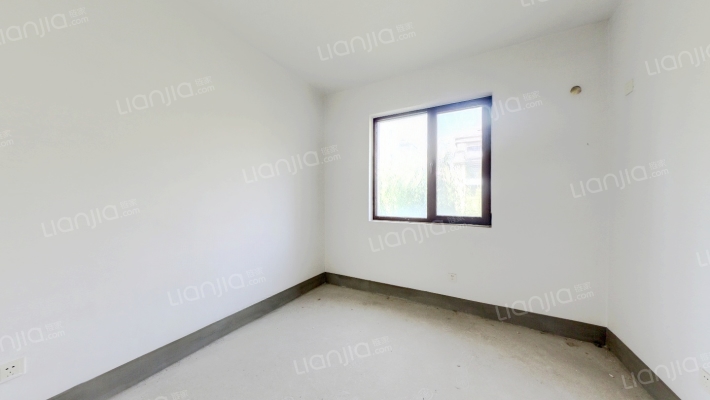 鸿坤理想湾中层洋房 楼层好  采光好-卧室B