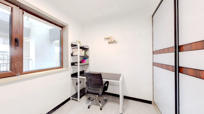 鸿坤理想尔湾 3室1厅 南 北-卧室B