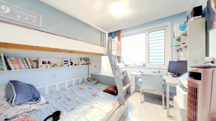 精装三居，户型方正大阳台，采光视野好-卧室B