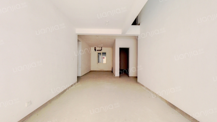 狮子城下跃· 带院子  毛坯随意装修税费低满二-客厅