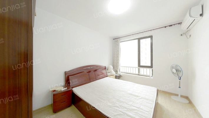 理想湾好楼层，临门口好位置，诚心出售-卧室B