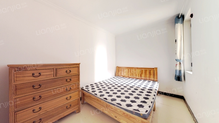 房本满二，业主诚意出售，看房有密码-卧室A