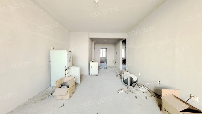 钢研院住宅，环境好，一梯两户，南北2居室-客厅