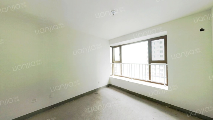 鸿坤新干线H 南北通透,大三居,双卫 .-卧室C