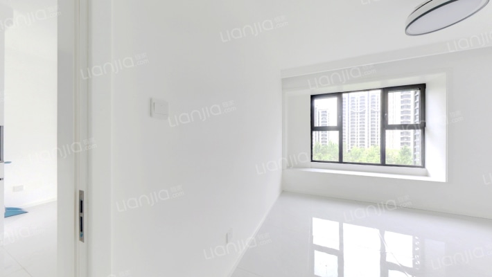 双明卫大三居，按自住标准装修的。-卧室A