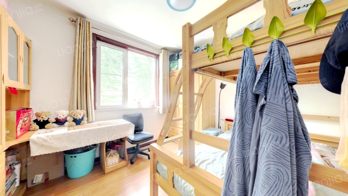 德信公园旁，朝南大两居，带装修，采光好-卧室A