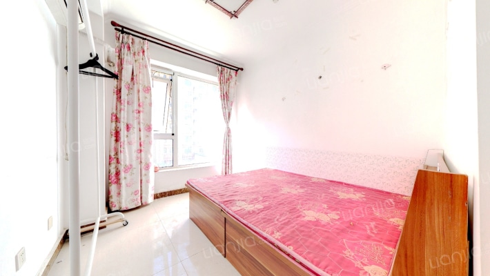 生活便利，配套齐全，纯阳小两居-卧室B