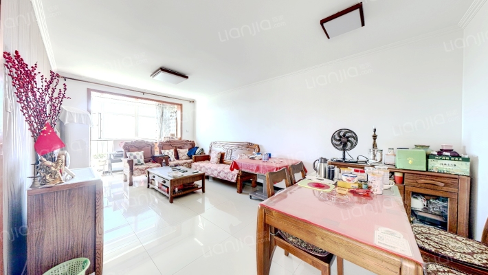 凯旋门精装两居，本满五不唯一，税费低。-客厅