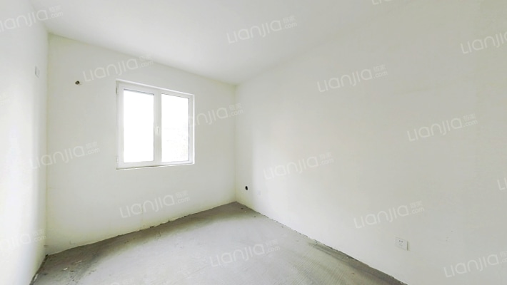 天地新城，南北通透户型，小区品质好，毛坯房，有本-卧室A