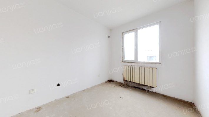 理想城  客厅主卧朝南三居室户型 满五唯一-卧室A