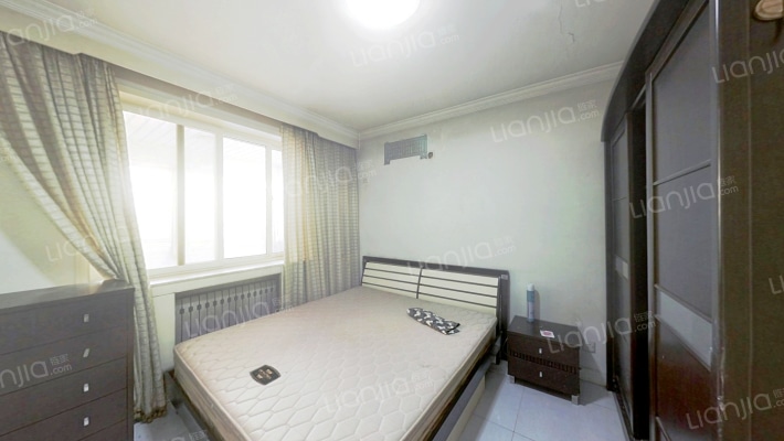 金地小区，南北通透三居，满五，简装，看房方便-卧室C