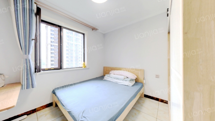 西户 精装修 H户型 2卫 中楼层 南北通透 看房方便-卧室B