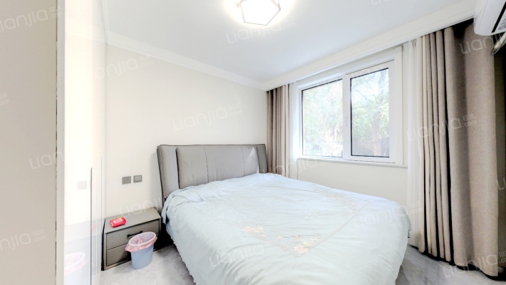 双语边 钻石商圈  学府澜湾一层带院 契税票满二 税低-卧室B