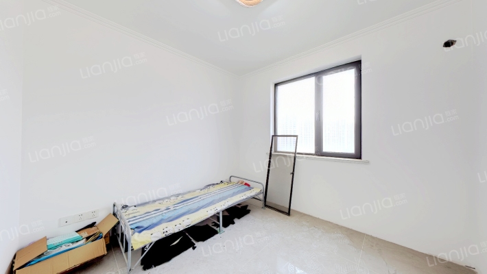 南北三居 业主诚意出售 价格可议-卧室A