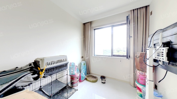 三居双卫，自住装修，拎包入住，配套齐全-卧室B