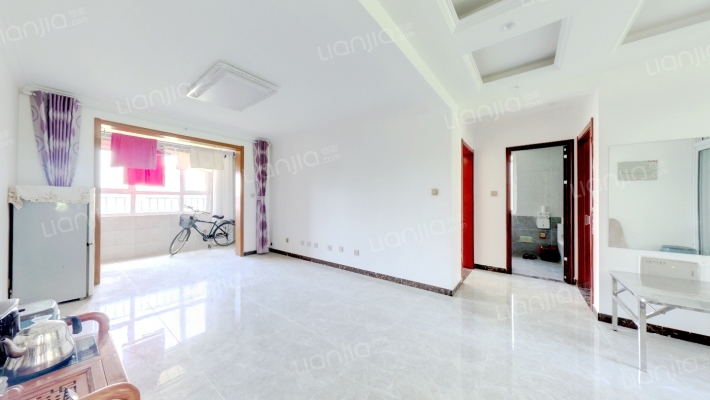 南北通透，三居室，简单装修，，-客厅