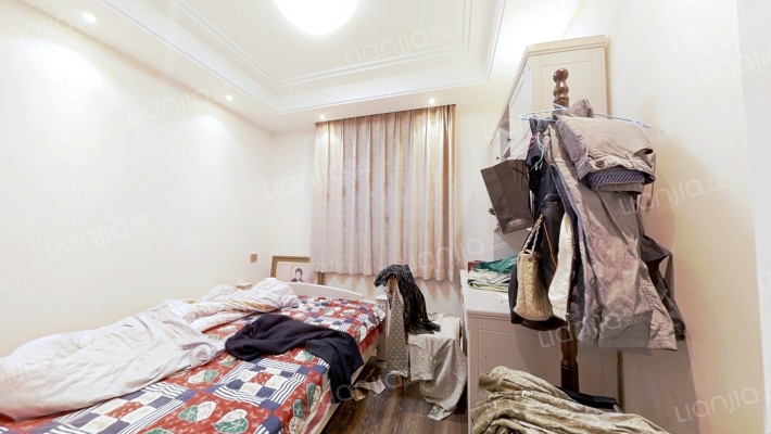 香邑溪谷玫瑰园上跃洋房  精装修-卧室A