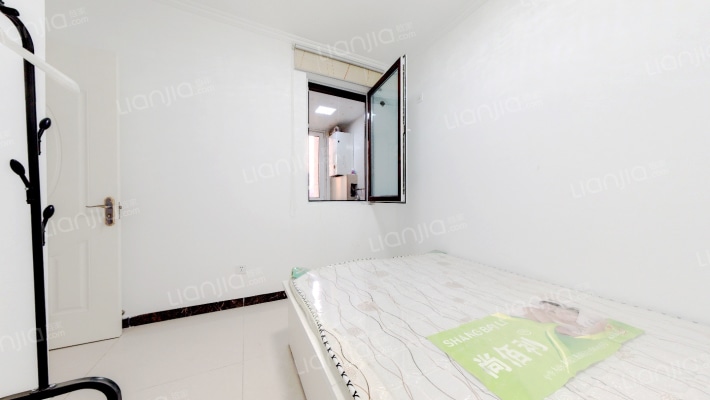 精装三居室纯南向 有本 满二看房方便-卧室A