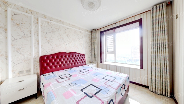 南北通透，单卫三居，全明格局。-卧室C