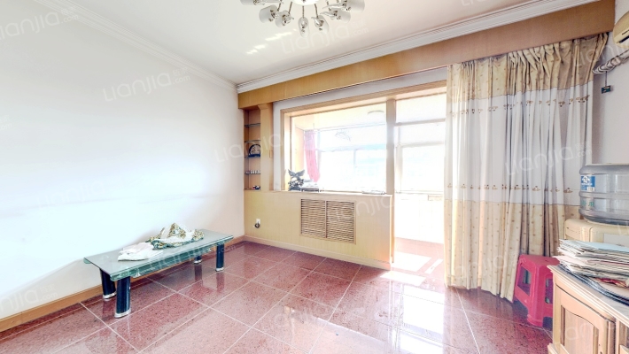 房本满五唯一，南北向，公摊小，采光好-客厅