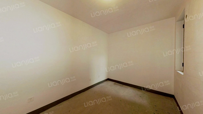 鸿坤理想湾中间楼层，采光充足，视野好-卧室A