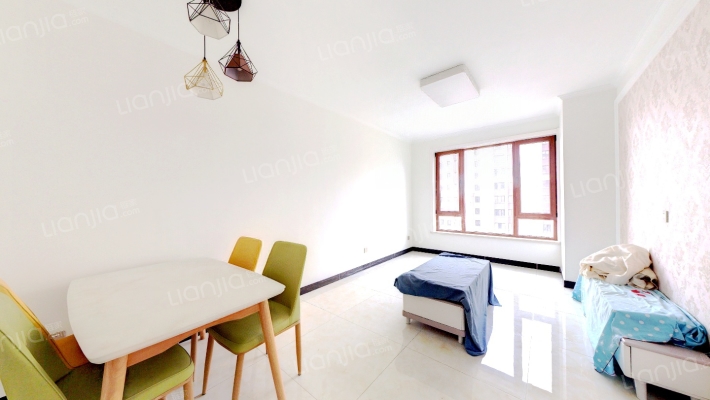 高铁新干线 2室1厅 南-客厅