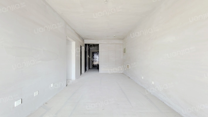 牛津花园三居室 离大门口近 毛坯随心装修-客厅