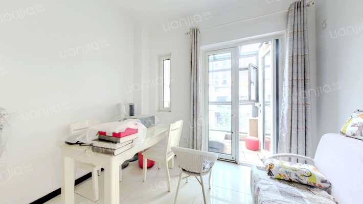 南北通透户型 格局方正 精装修-卧室B