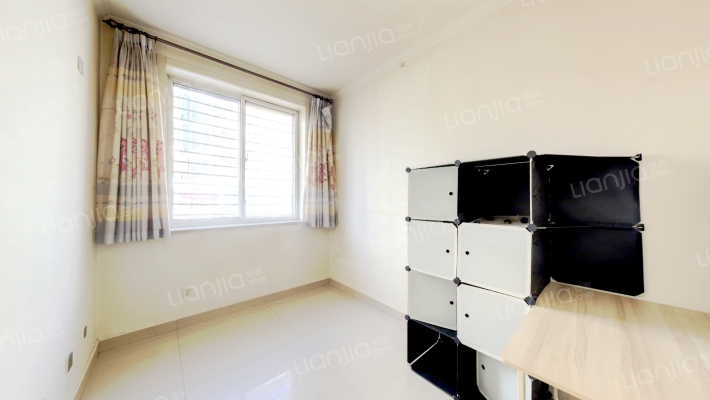 名流枫景五期 3室2厅 南 北-卧室C