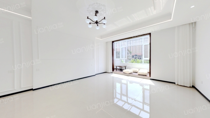 香邑溪谷原墅 中叠 全天采光 房本满二带车位-卧室B