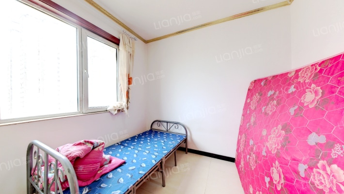 中医院北侧，军怡公馆， 正规三居-卧室A