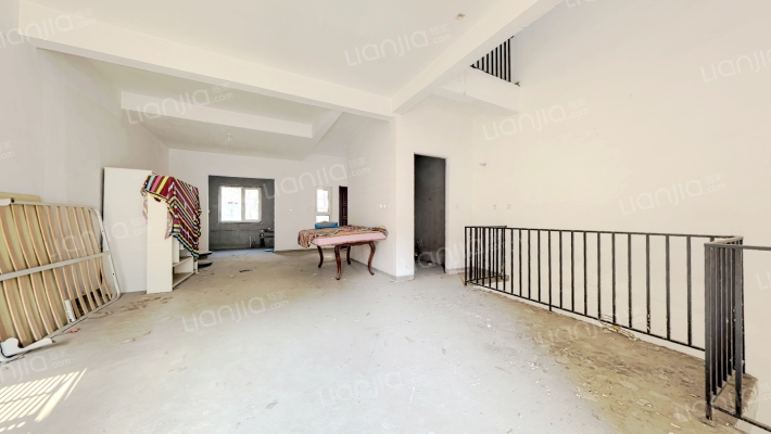 K2狮子城北区 1室1厅 南 北-客厅