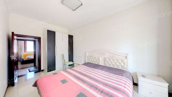 华福佳缘小区 房本满五唯一 采光好 无遮挡-卧室A