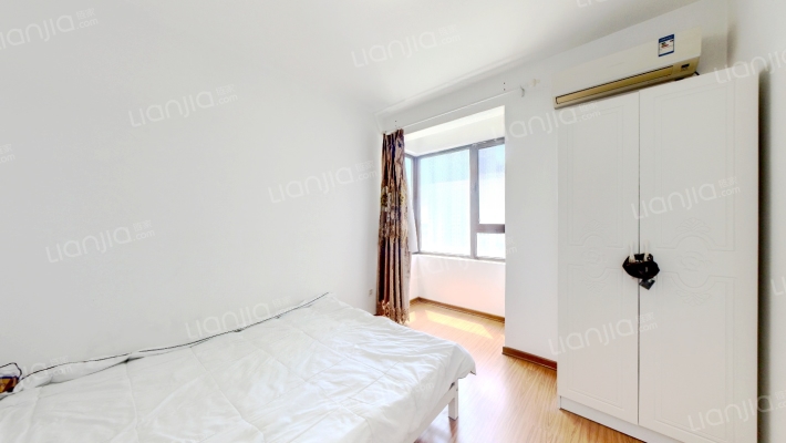 朝南的两居还是明卫的，社区环境好，-卧室B