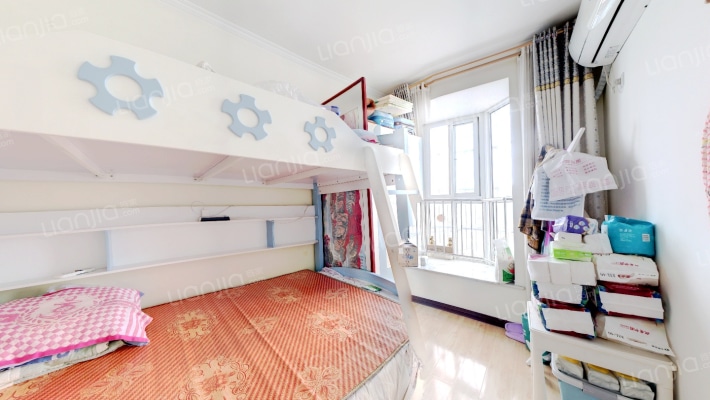 名流枫景洋房单价3200的一套 南北通透两居-卧室B