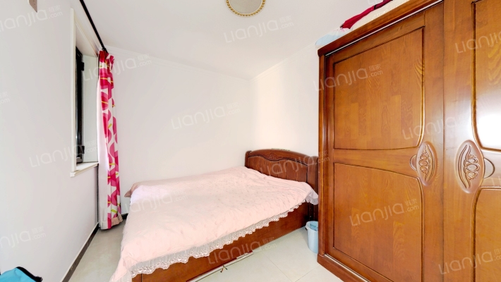 此房契税票满五唯一 精心装修可拎包入住 带车位地下室-卧室A