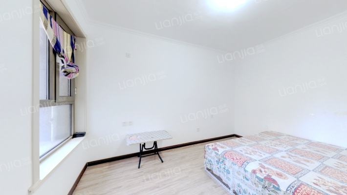 御景园园林社区，买一层带一层，下沉式庭院-卧室B